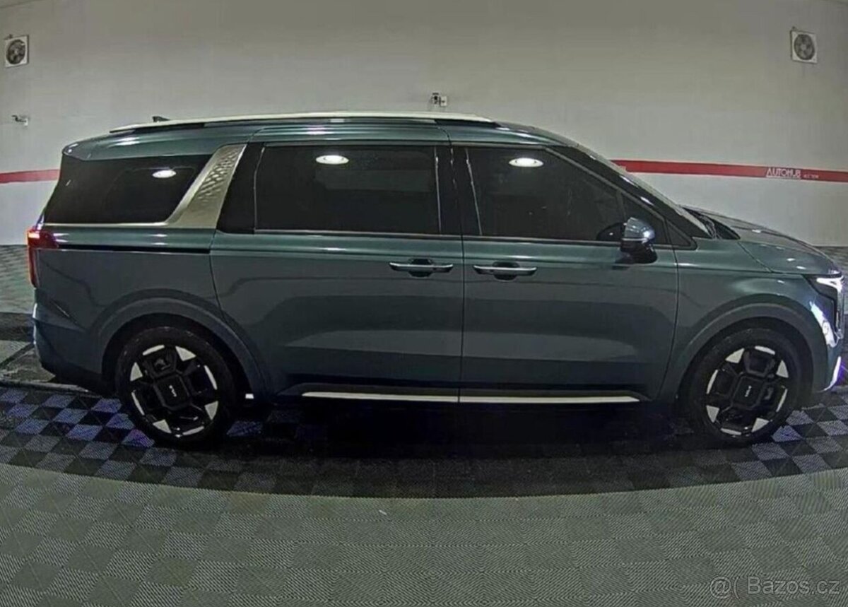 Kia Carnival 2.2-7MÍST-NOVÝ MODEL-NA CESTĚ - 4