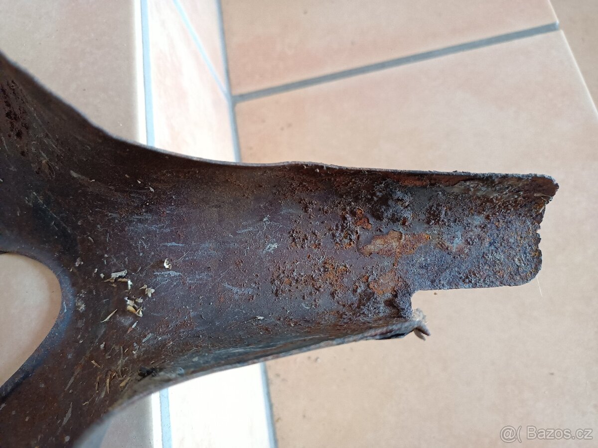 Jawa panelka - maska světla - 4