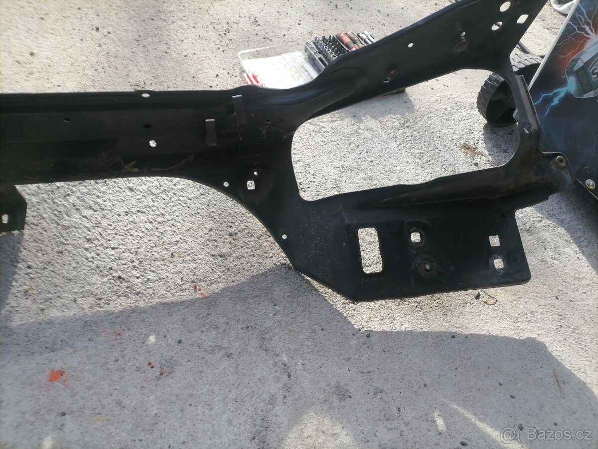 přední čelo na Peugeot 306 cabrio - 4