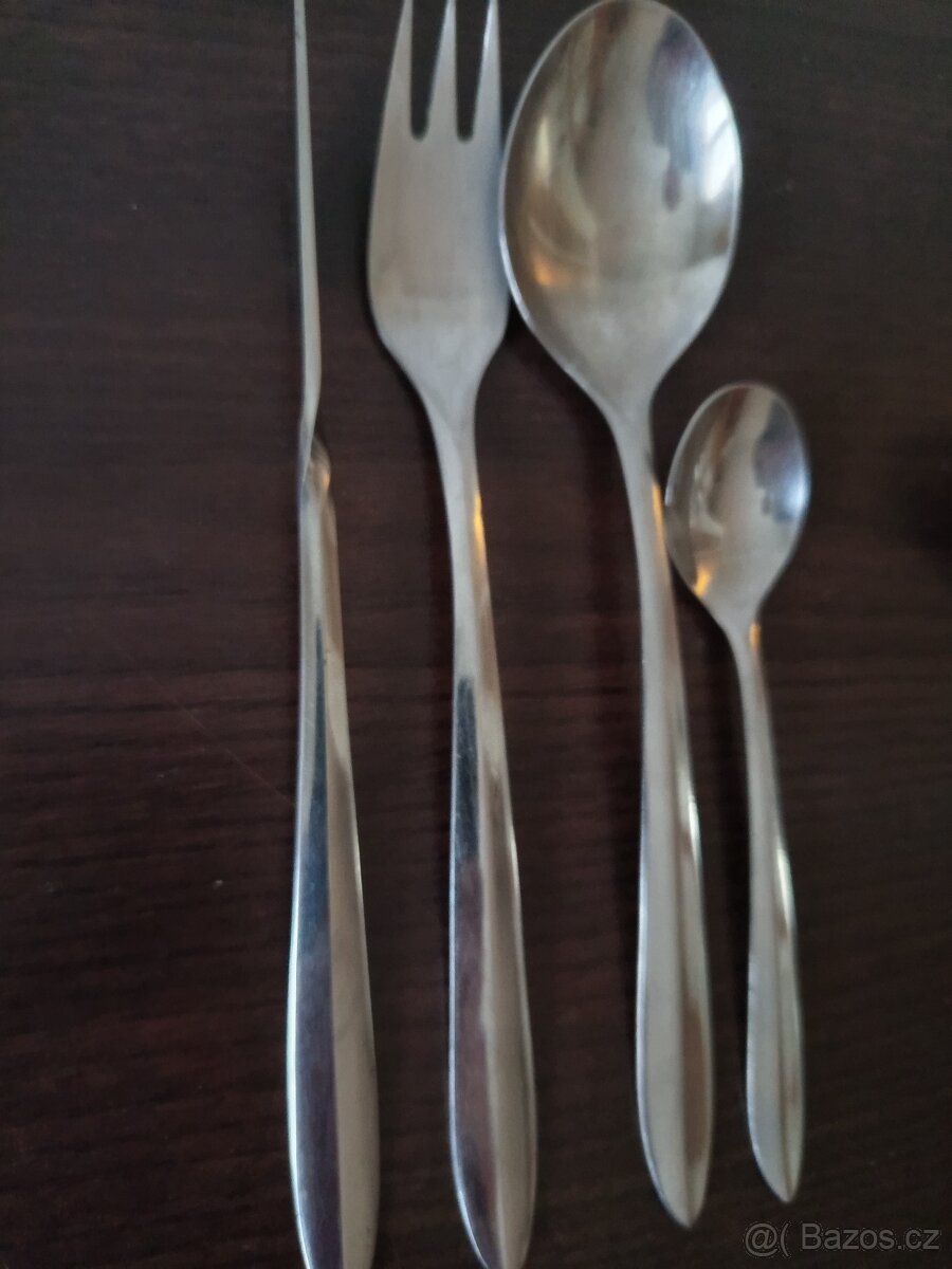 RETRO PRIBORY MONTREAL - 4