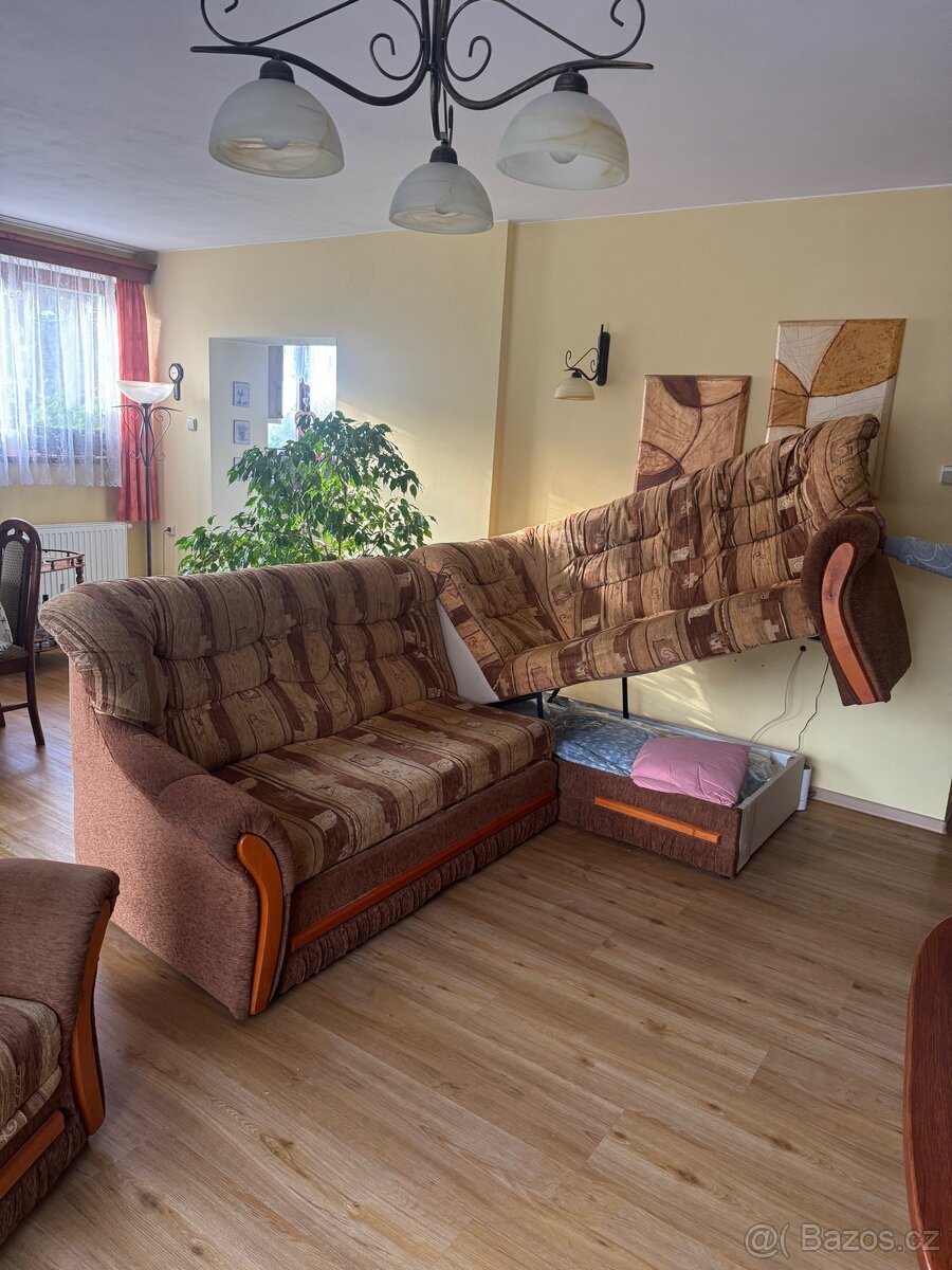 Prodám gauč a dvě křesla - 4