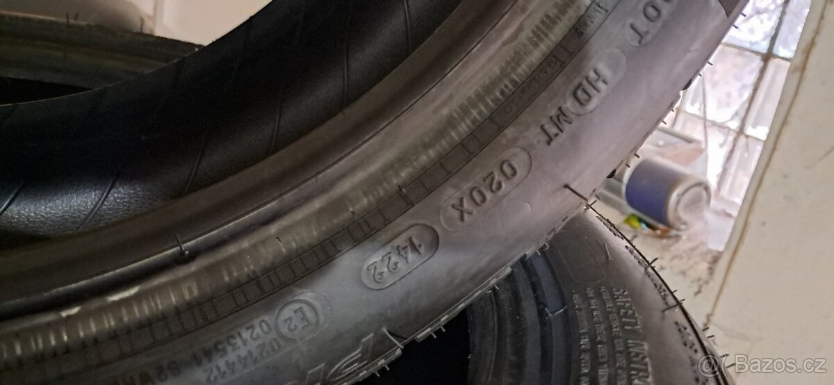 Pneu Michelin Pilot Alpin 225/45 R 18 - 4