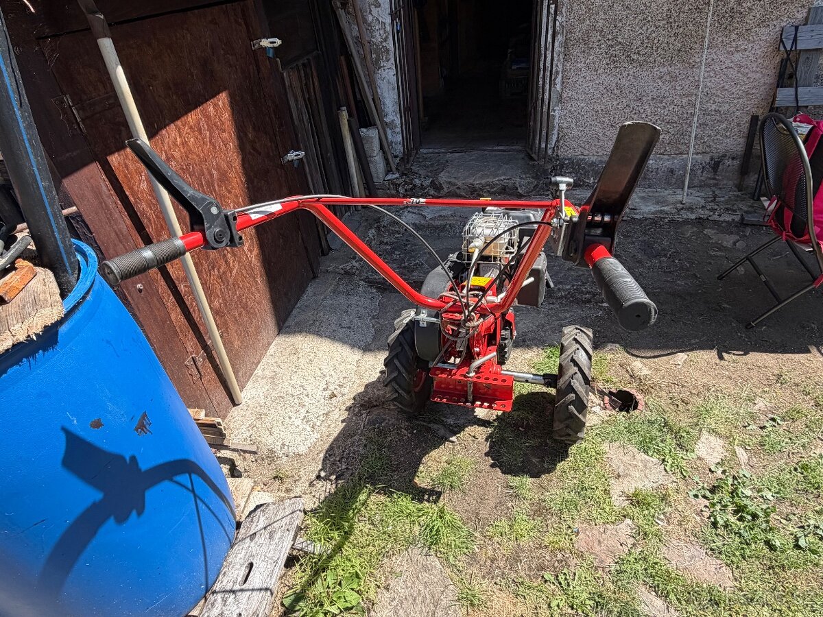 Kultivátor / malotraktor Briggs & Stratton 205cc - 4