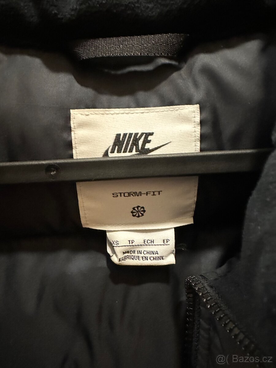 NIKE VESTA VEL.S - 4