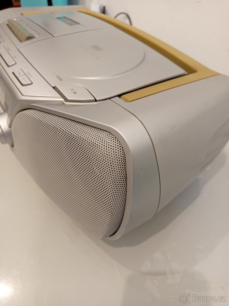 Panasonic - 4