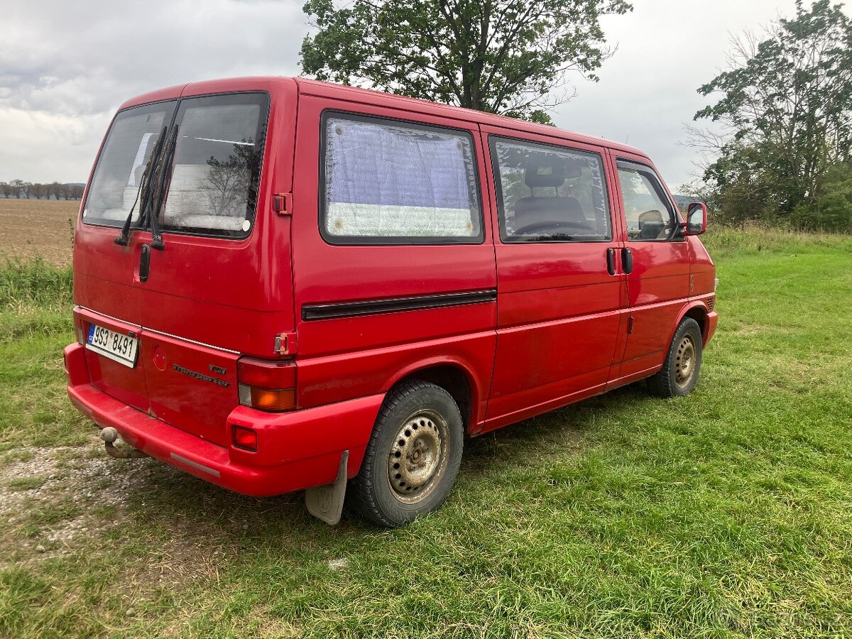 Transporter T4 s posteli 2.5tdi 75kw - 4