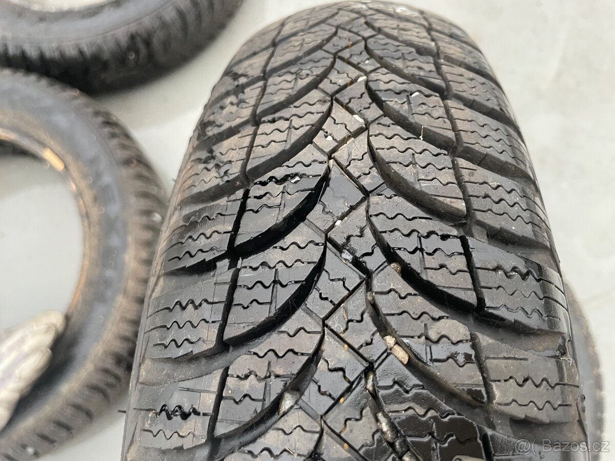 Zimní pneu na mopedauto 145/70R13 - 4