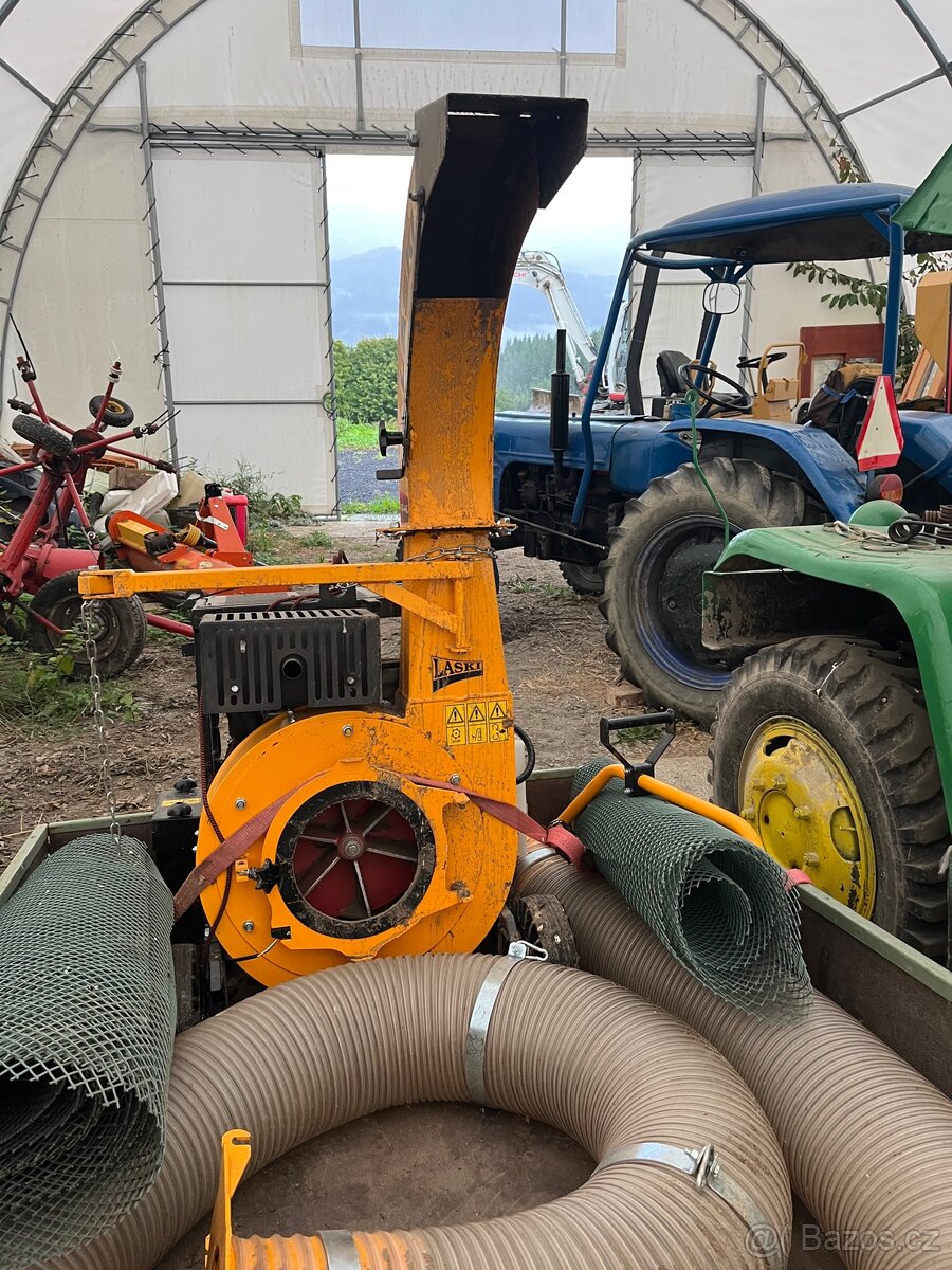 Vysavač na listí Laski 445 - 4