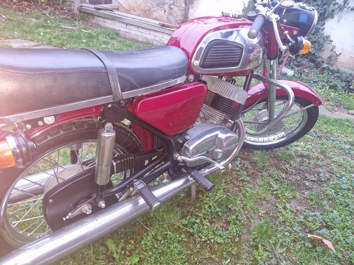 Jawa 350 typ 633 prvý typ stk 29 rv 73 - 4