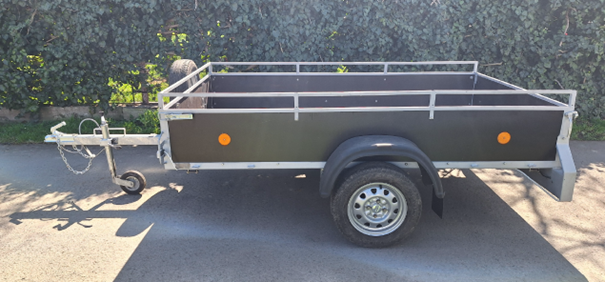 Prodám přívěsný vozík pevné konstrukce - 4