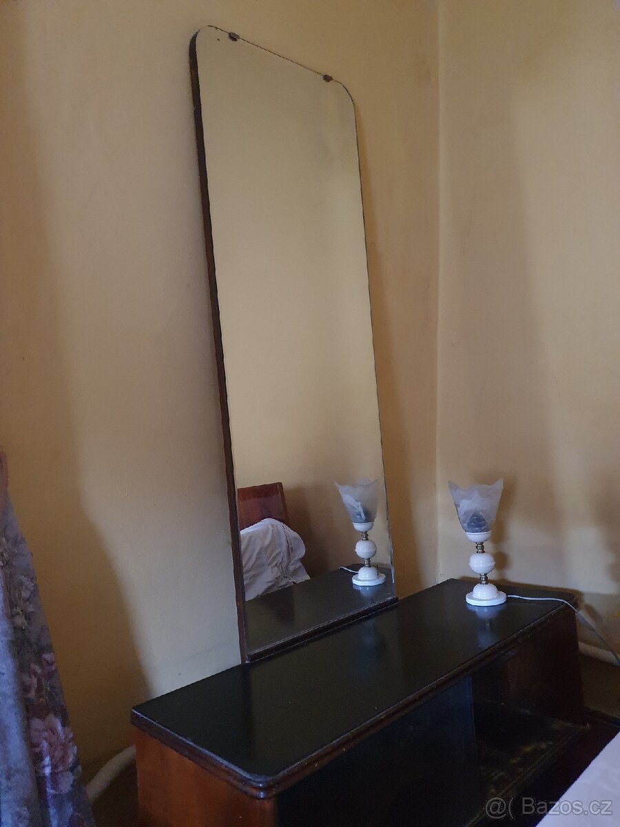 Starý nábytek za odvoz - 4