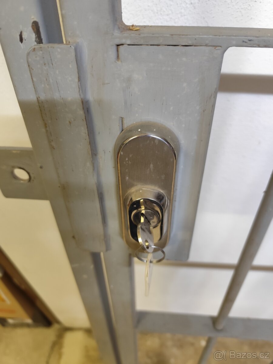 Bezpečnostní kovová mříž - 4