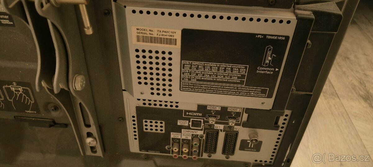 Prodám plně funkční televizi Panasonic TX-P42C10Y – 42″ / 1 - 4