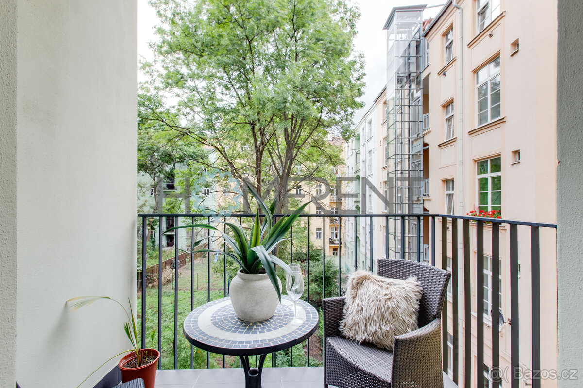 Stylový byt 2+kk s balkonem na Vinohradech - ulice Nitranská - 4