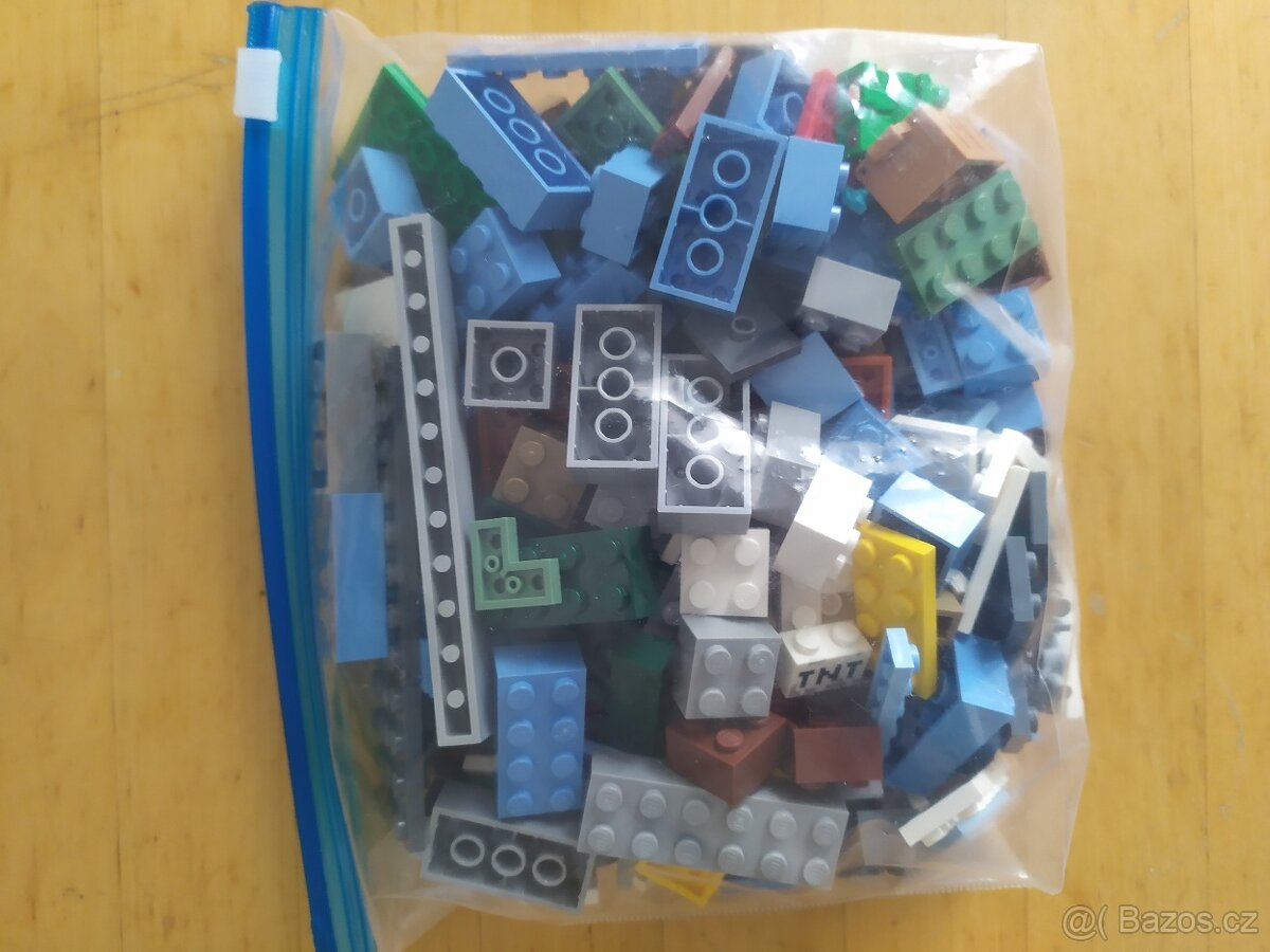 LEGO Minecraft 21243 Ledové hory - 4