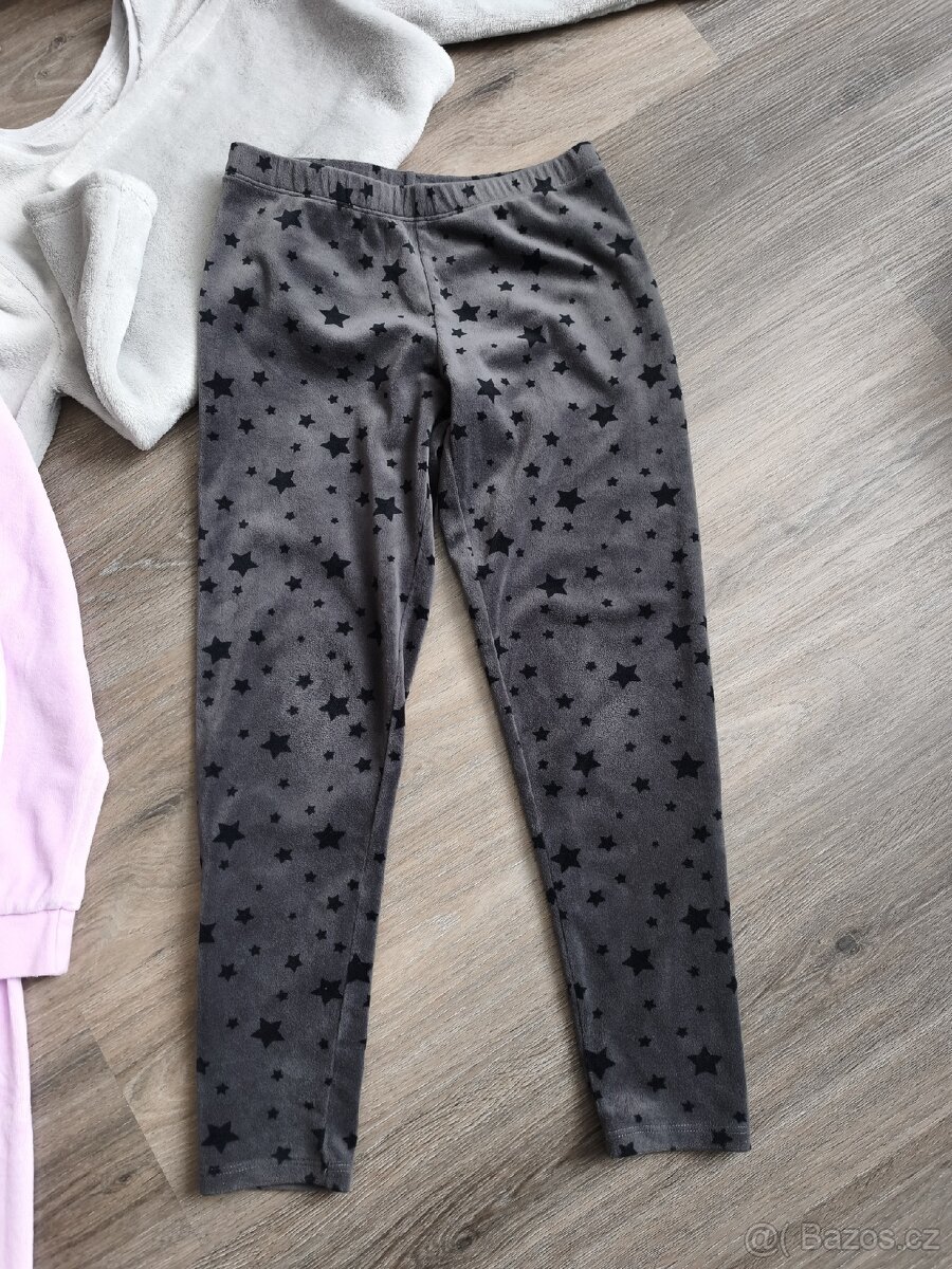 Dívčí pyžamo C&A - 134 - 4