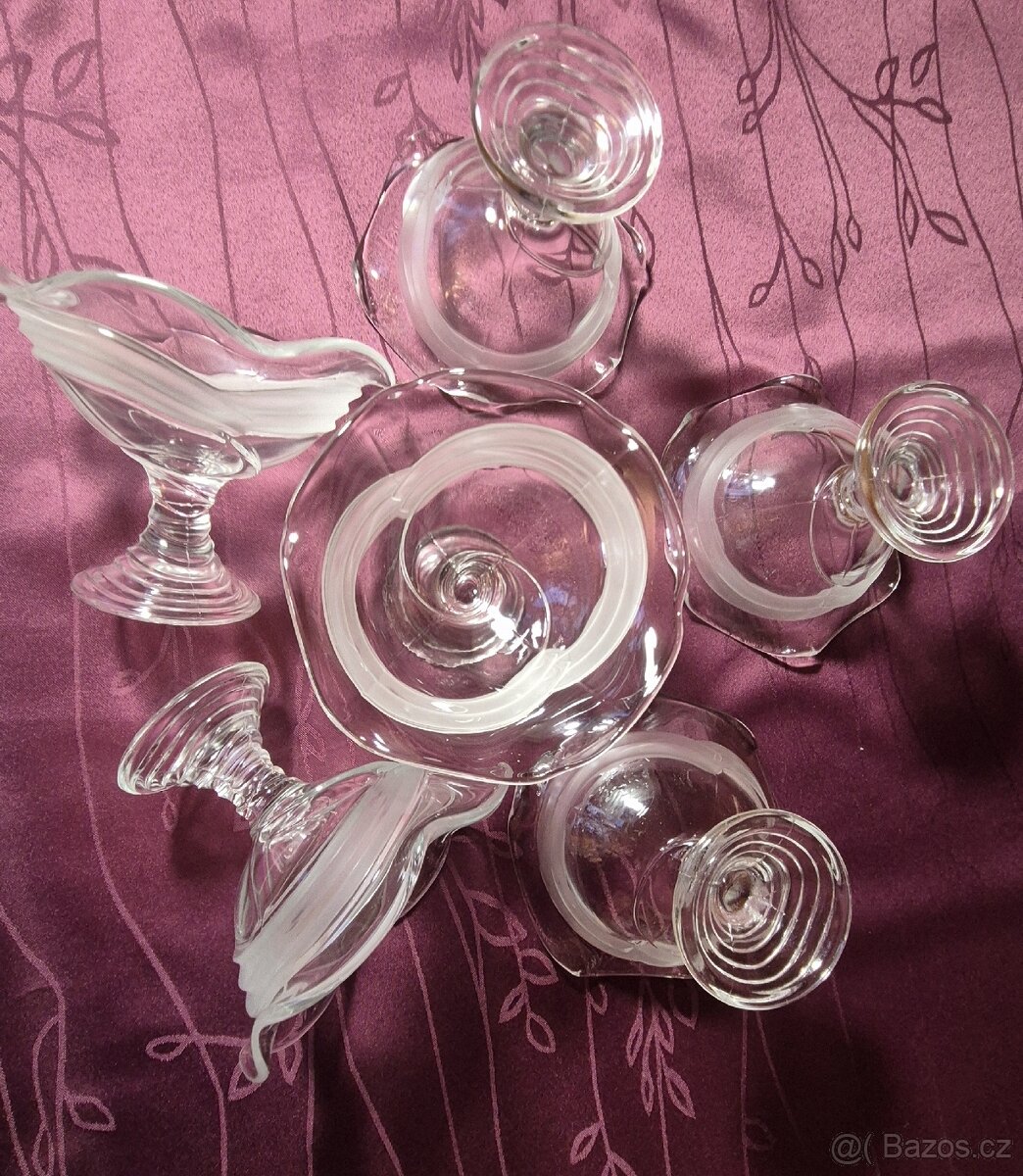 Skleněná miska na servírování - 4