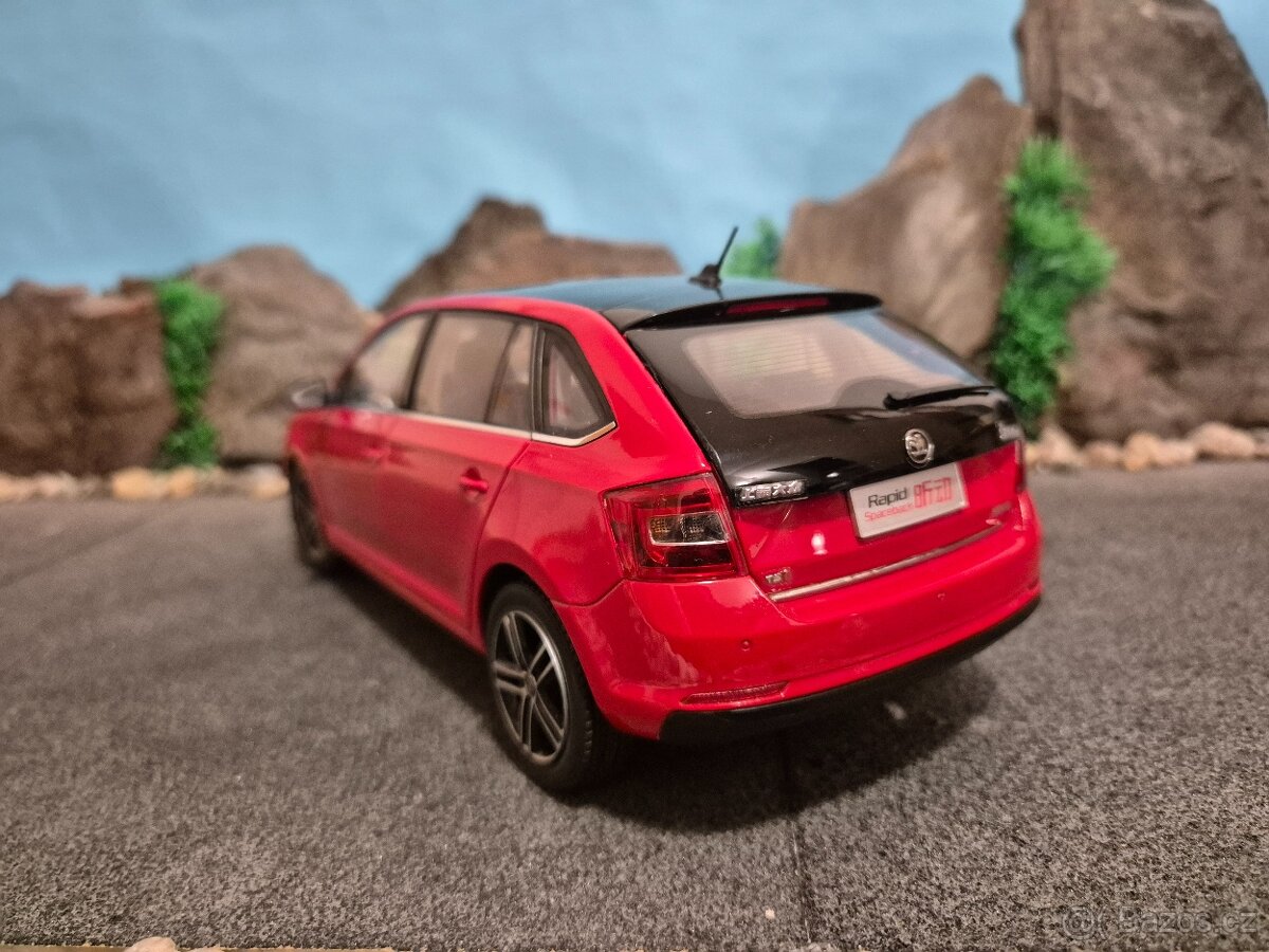 Prodám model 1:18 Škoda Rapid Spaceback - 4