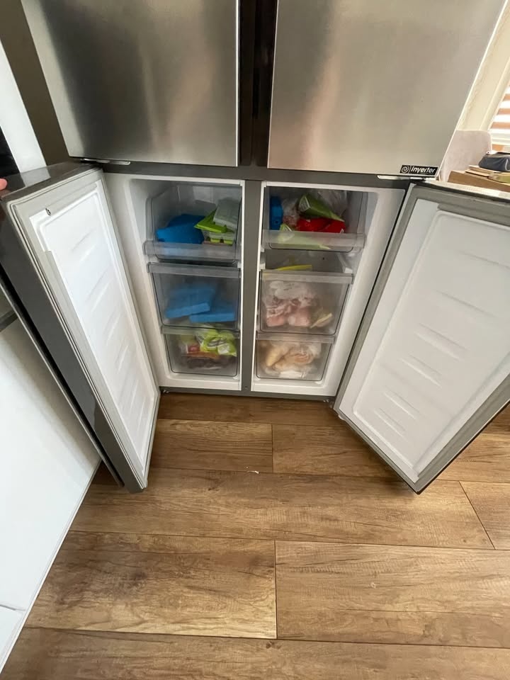 Americká lednice Hisense - 4