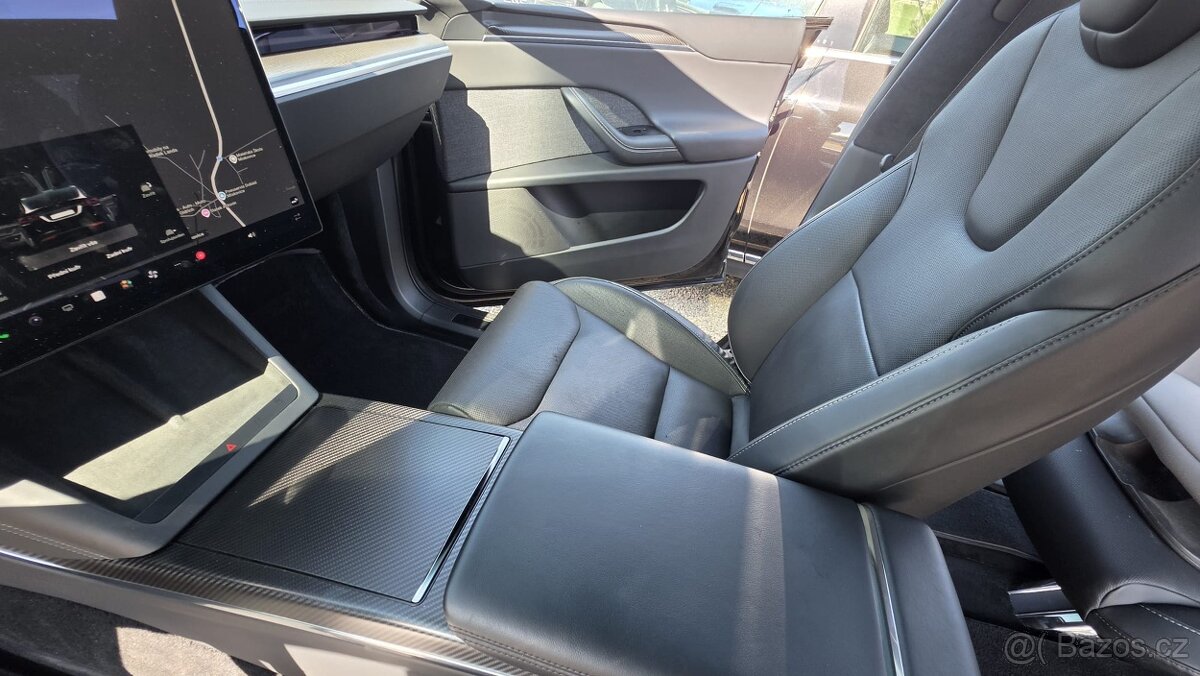 Tesla Model X Plaid 1020 koní - 4
