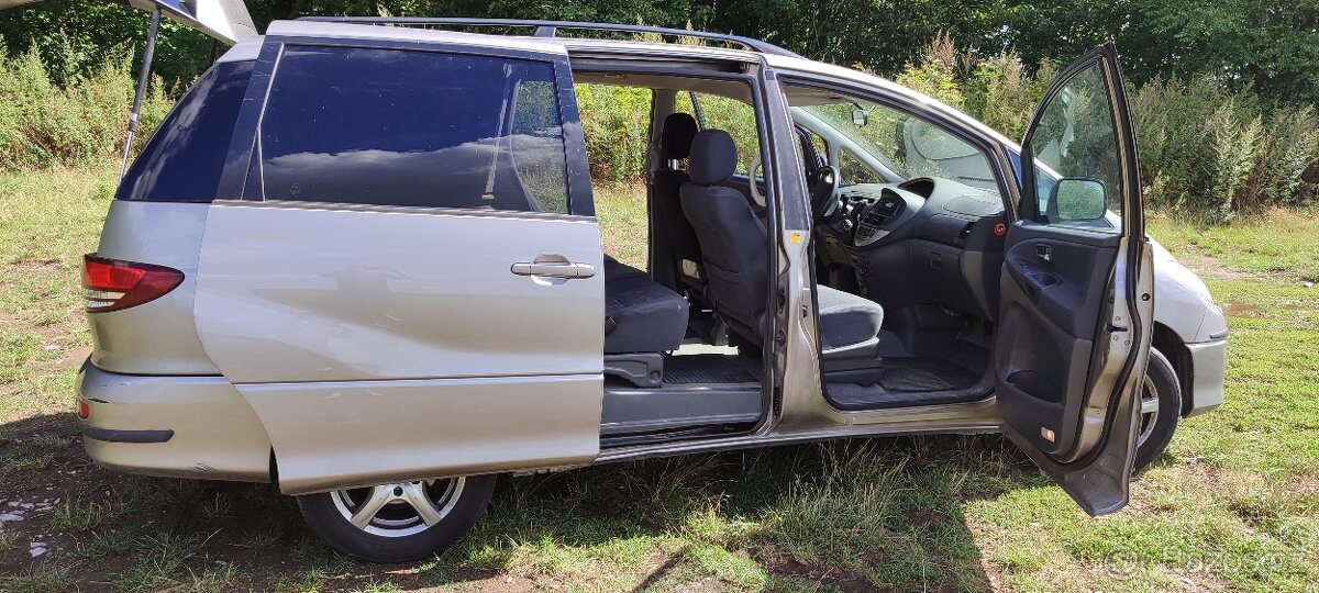 Toyota Previa - 4