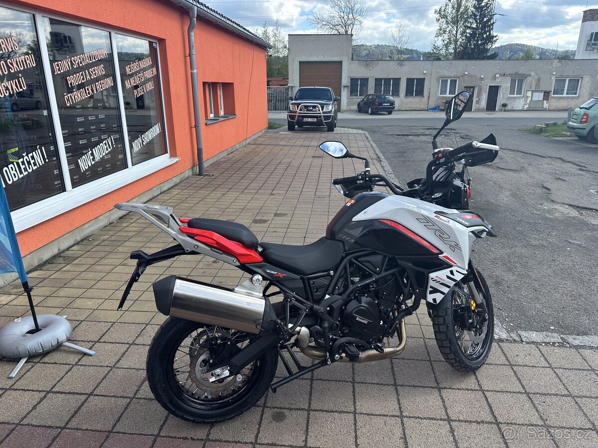 prodám Benelli TRK 702 X - 4