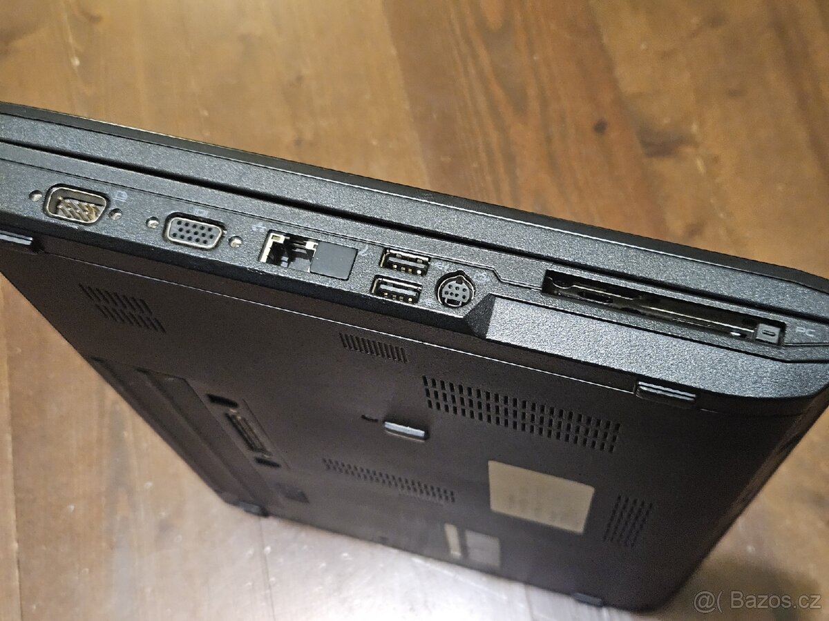 Dell Latitude E5500 - 4