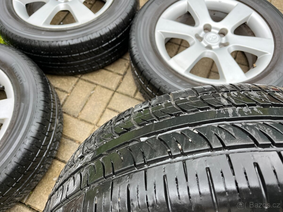 4x alu disky 5x114 R18, + matky, letní pneu 70% - 4