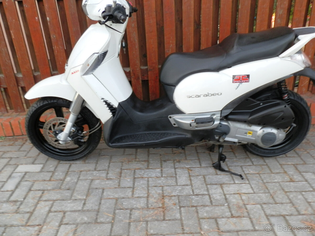 Aprilia Scarabeo 300 Light (Sport) - 4