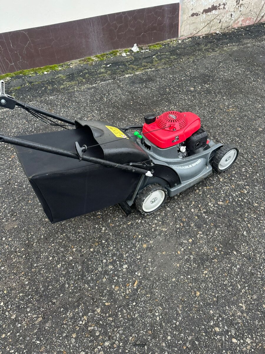 Sekačka Honda hrx476 - 4