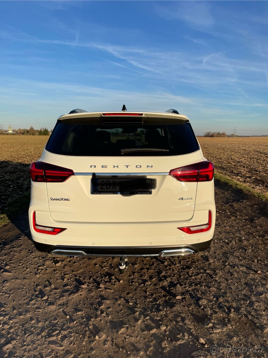 SsangYong Rexton - 4