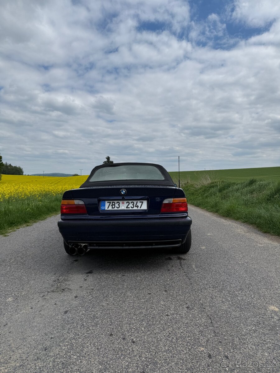 BMW e36 320i cabrio