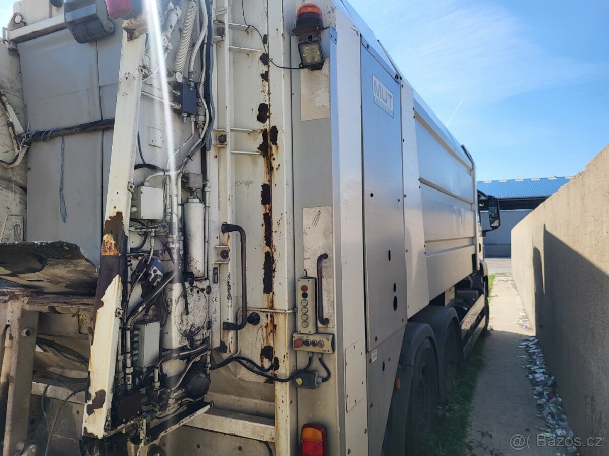 MAN TGS 28.320 6X2 - 4