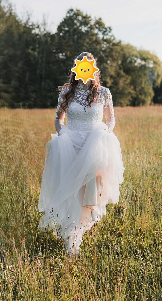 Krajkové svatební šaty - 4