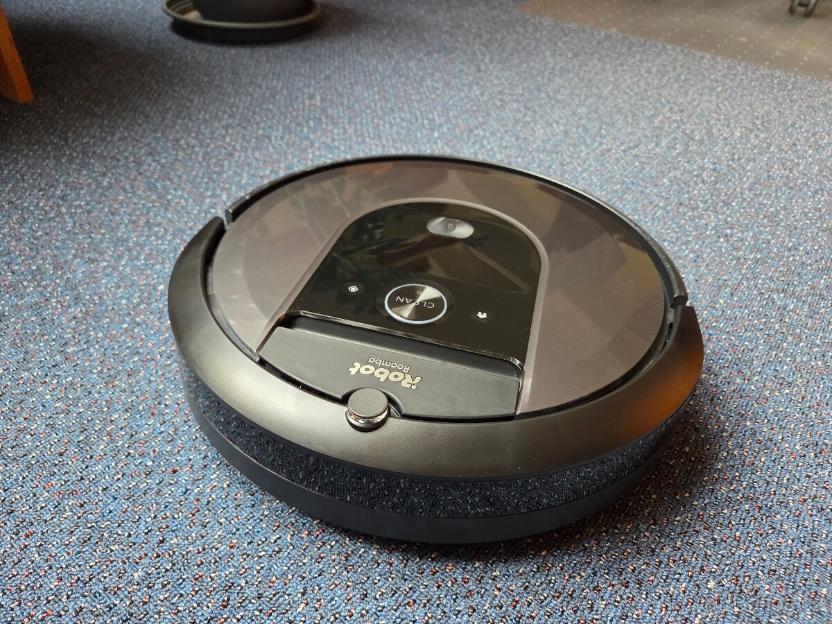 iRobot Roomba i7 - robotický vysavač - 4