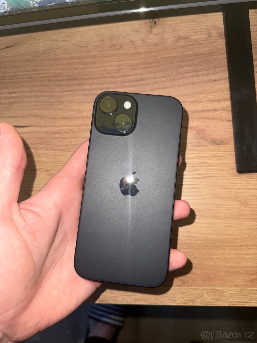 IPhone 15 128gb černý - 4