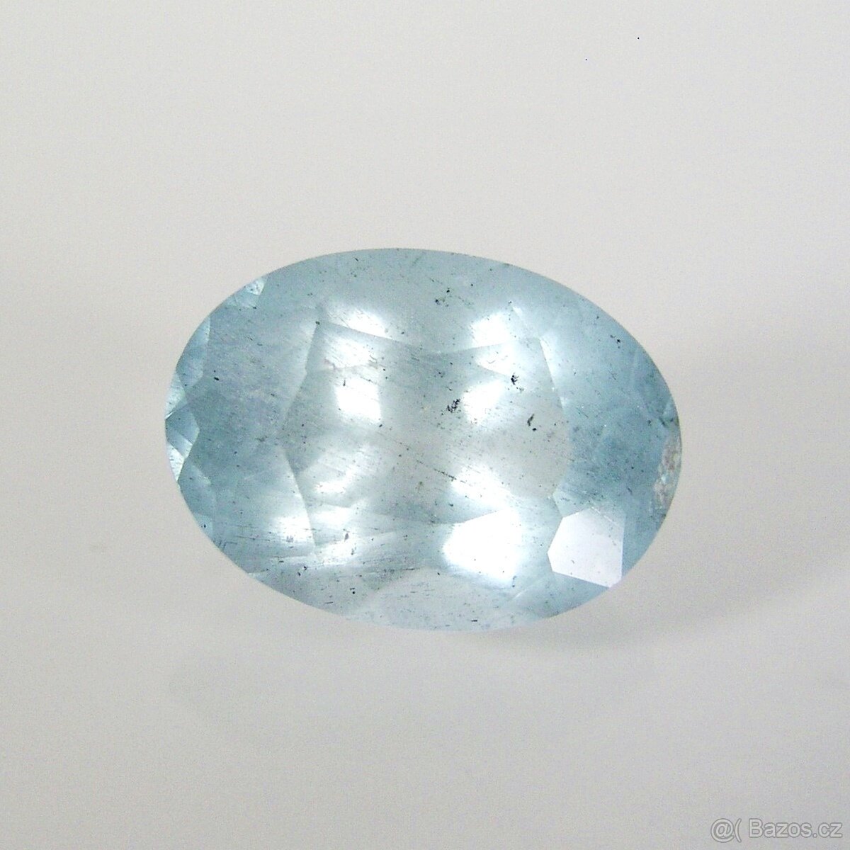 Akvamarín přírodní - ovál kombinovaný - 1,95 ct. - 4