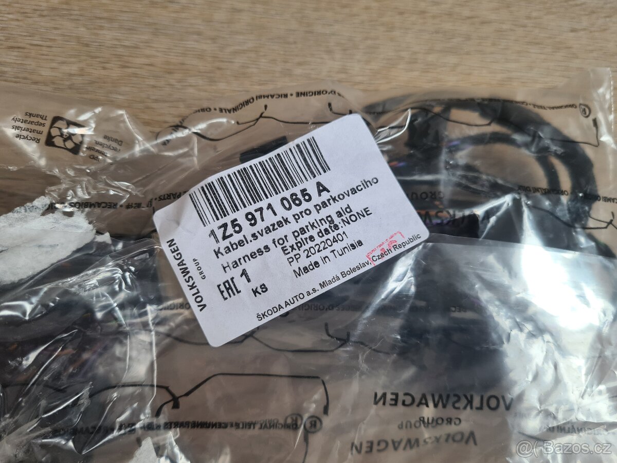 NOVÝ Kabelový svazek zadních senzorů Octavia 2 - 4