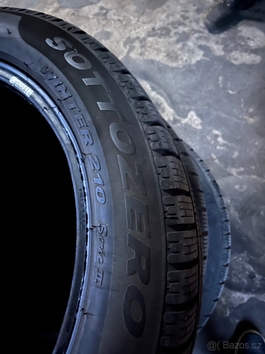 PNEU Pirelli Sottozero 235/50 R19 - 4