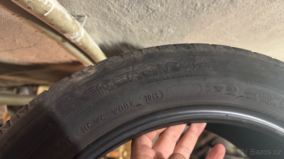 Pneu MICHELIN 205/55/16 - 5mm - 4