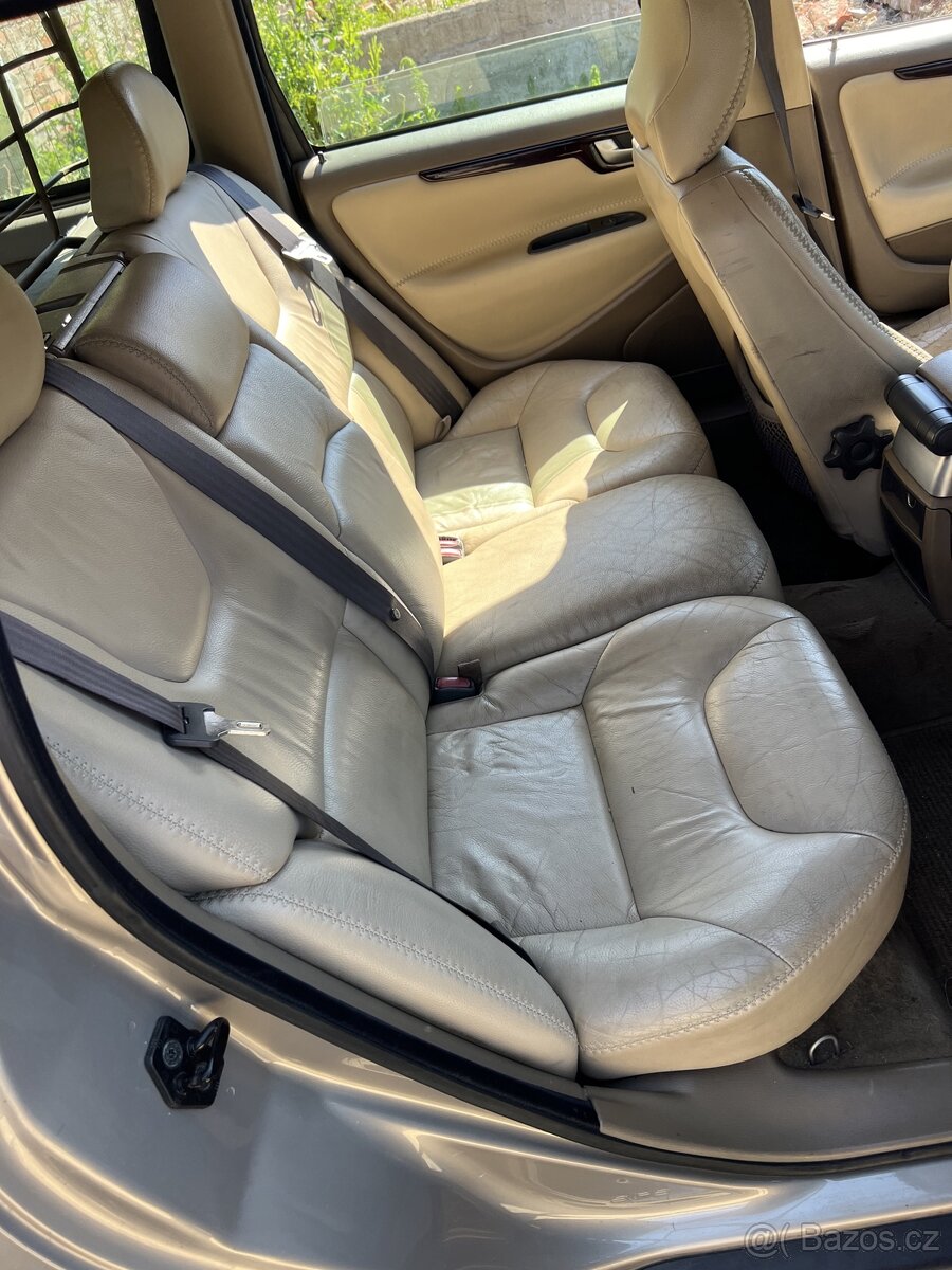 Volvo XC70 2.4T ND - 4