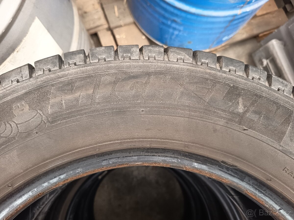 Sada 215-65-R16C za 1000,- - 4