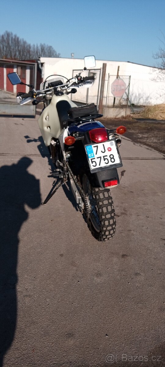 Suzuki DR-Z 400 S - 4