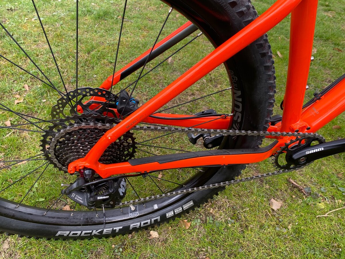 Kolo TREK Rascoe 8, vel. L - 4