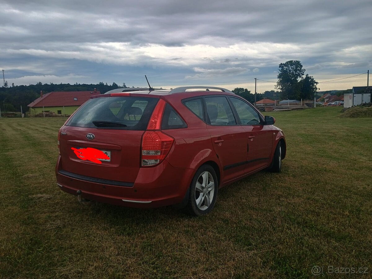 Kia ceed 1.6 benzín ND - 4