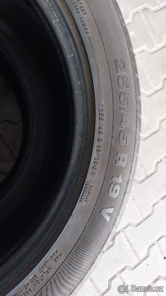 Prodám 2 x letní pneu Continental 255/45/19 - 4