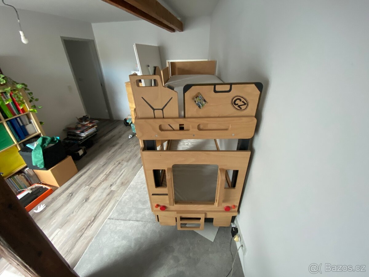 Patrová postel ve tvaru Land Rover Defender - 4