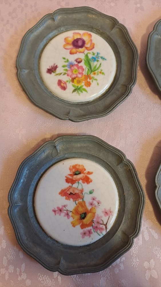 Cínové retro talířky značka Anděl 6 kusů - 4