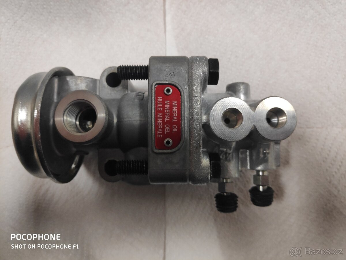 John Deere ventil vzduchových brzd - 4