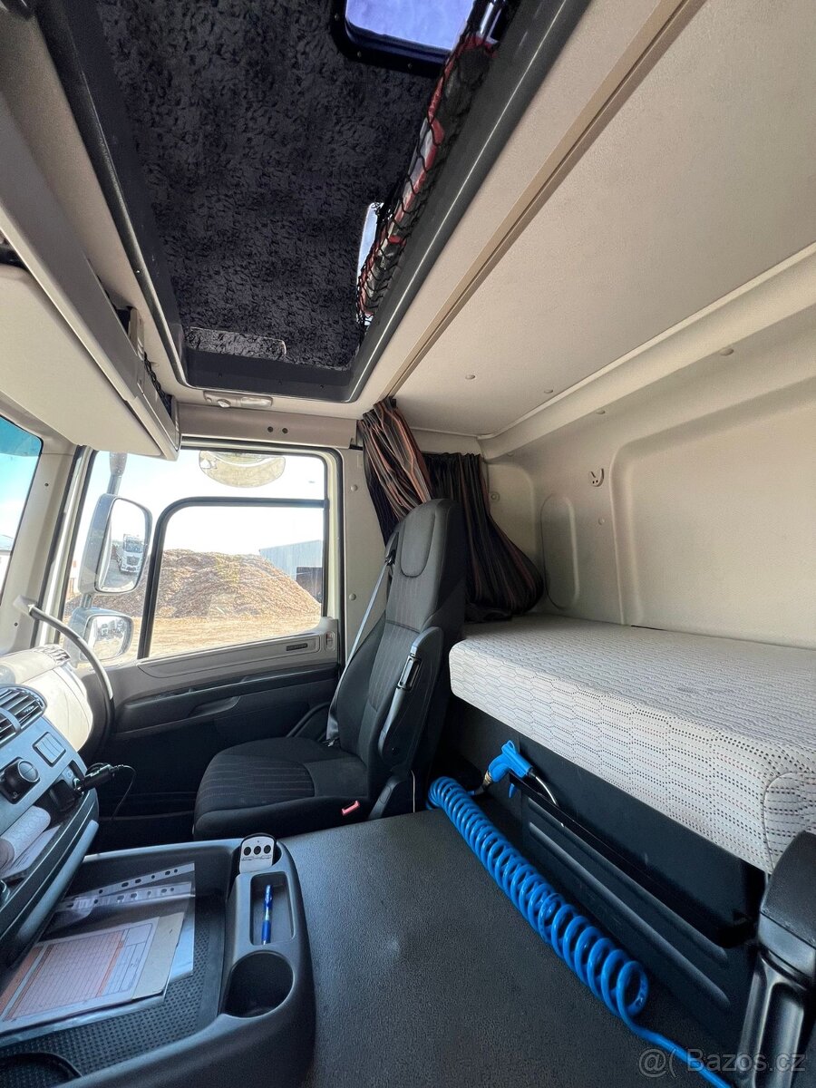 Tatra Phoenix 4x4 tahač – TOP STAV - 4